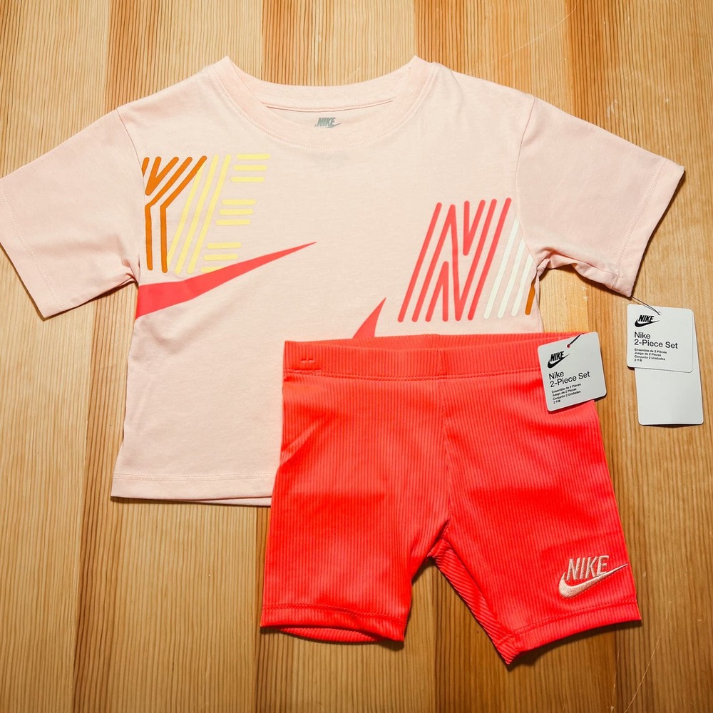 Nike Girls T-shirt and Bike Shorts Set